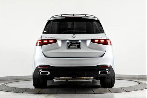 2025 Mercedes-Benz GLS 450 4MATIC