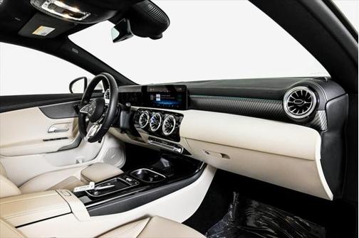 2024 Mercedes-Benz CLA 250 4MATIC