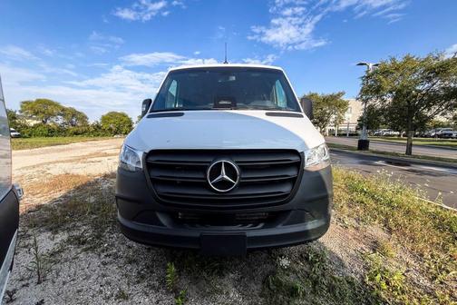 2025 Mercedes-Benz Sprinter 2500 Standard Roof