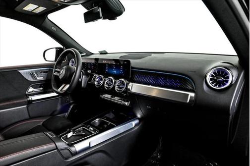 2025 Mercedes-Benz GLB 250 4MATIC