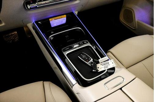 2025 Mercedes-Benz GLB 250 4MATIC