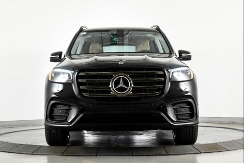 2026 Mercedes-Benz GLS 450 4MATIC