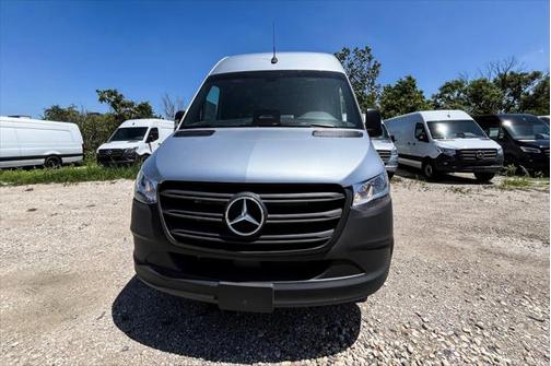 2025 Mercedes-Benz Sprinter 2500 Standard Roof
