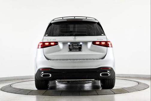 2026 Mercedes-Benz GLS 450 4MATIC