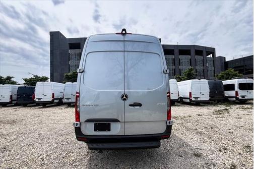 2025 Mercedes-Benz Sprinter 2500 Standard Roof