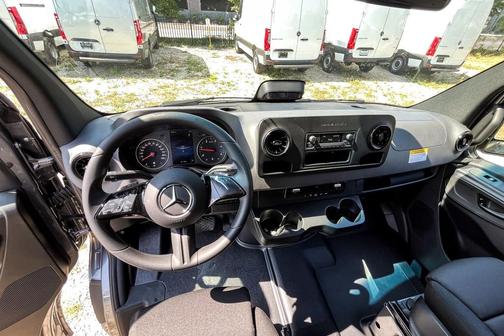 2025 Mercedes-Benz Sprinter 2500 High Roof