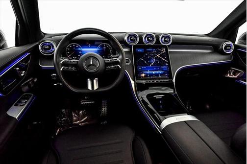 2025 Mercedes-Benz GLC 350e Base