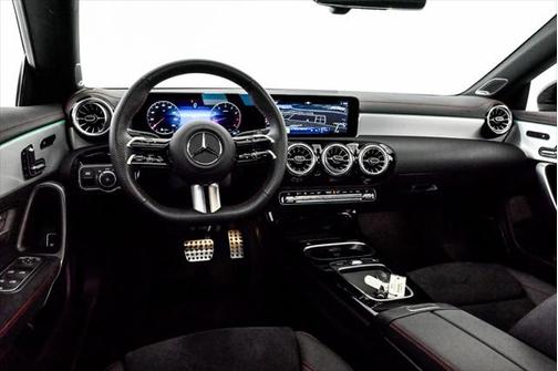 2025 Mercedes-Benz CLA 250 4MATIC