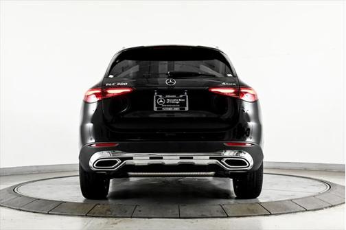 2025 Mercedes-Benz GLC 300 4MATIC