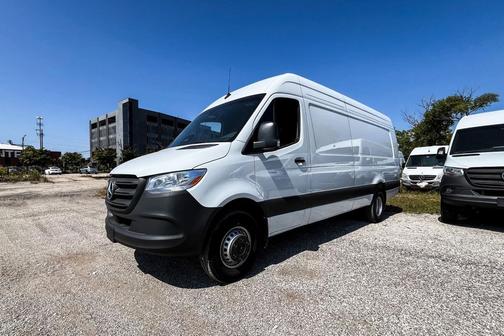 2025 Mercedes-Benz Sprinter 3500 High Roof