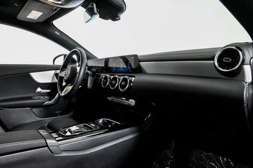 2025 Mercedes-Benz CLA 250 4MATIC