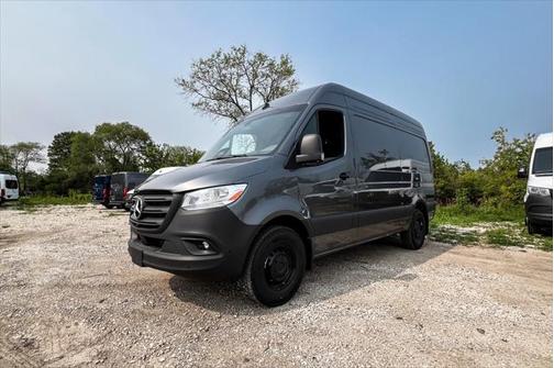 2025 Mercedes-Benz Sprinter 2500 Standard Roof