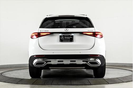 2025 Mercedes-Benz GLC 300 4MATIC