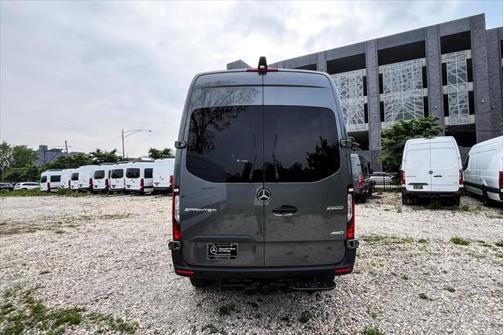 2025 Mercedes-Benz Sprinter 2500 Standard Roof