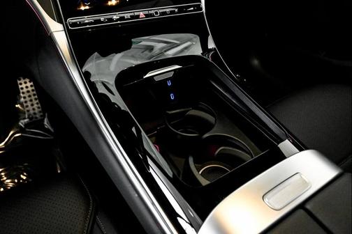 2025 Mercedes-Benz GLC 350e Base
