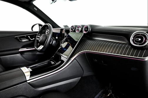 2025 Mercedes-Benz GLC 350e Base