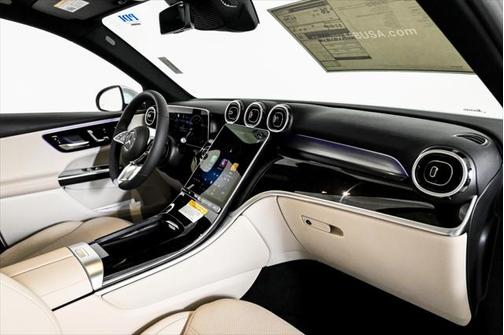 2025 Mercedes-Benz GLC 300 4MATIC