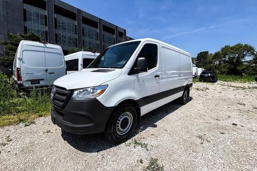 2025 Mercedes-Benz Sprinter 2500 Standard Roof