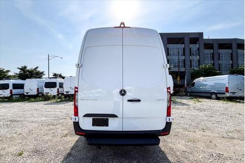 2025 Mercedes-Benz Sprinter 2500 Standard Roof