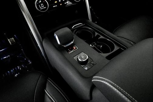 2023 Land Rover Discovery P300 S R-Dynamic