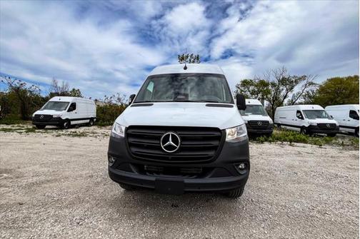 2025 Mercedes-Benz Sprinter 2500 High Roof