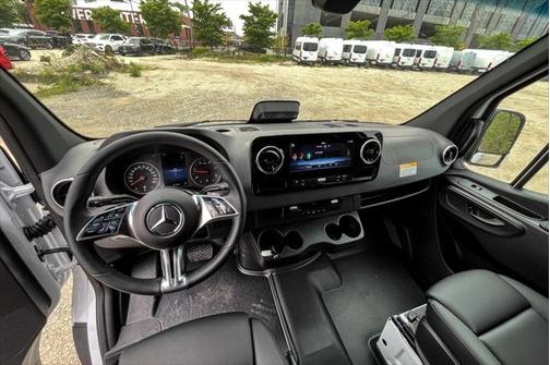 2025 Mercedes-Benz Sprinter 2500 High Roof