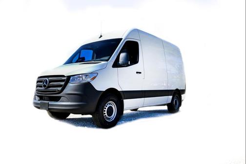 2025 Mercedes-Benz Sprinter 2500 Standard Roof