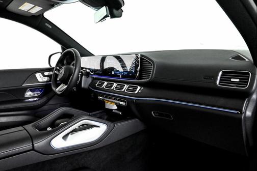 2026 Mercedes-Benz GLS 450 4MATIC