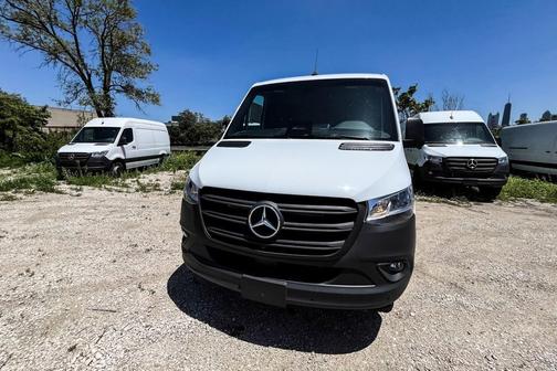 2025 Mercedes-Benz Sprinter 2500 Standard Roof