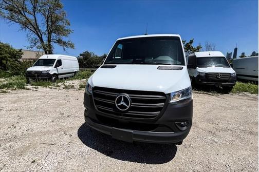 2025 Mercedes-Benz Sprinter 2500 Standard Roof