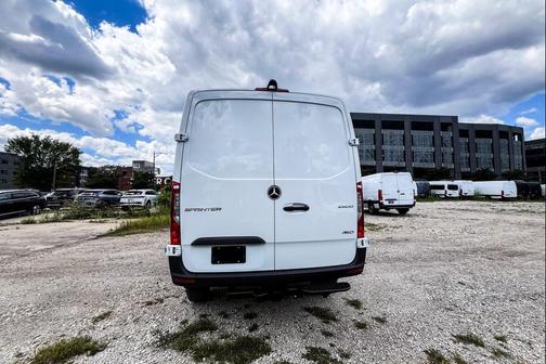 2025 Mercedes-Benz Sprinter 2500 Standard Roof