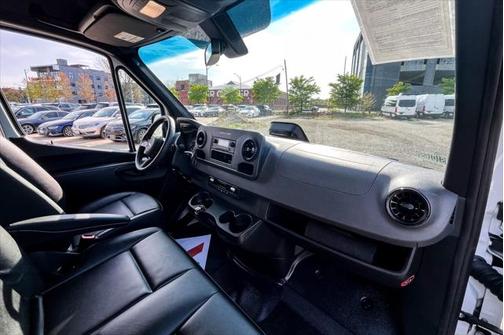 2025 Mercedes-Benz Sprinter 2500 High Roof