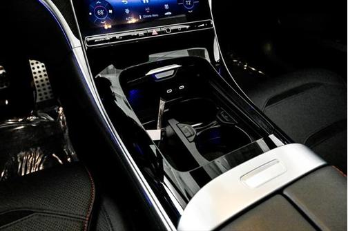 2025 Mercedes-Benz AMG C 43 4MATIC