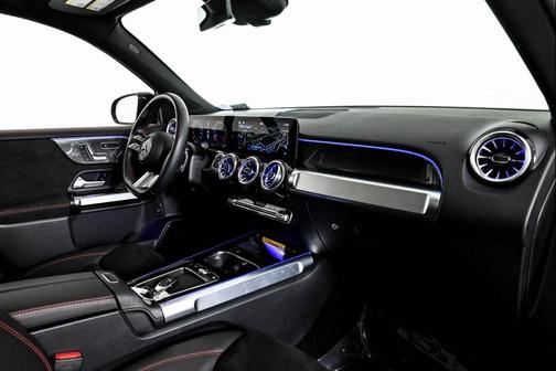 2025 Mercedes-Benz GLB 250 4MATIC