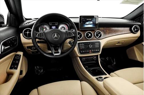 2017 Mercedes-Benz GLA 250 4MATIC
