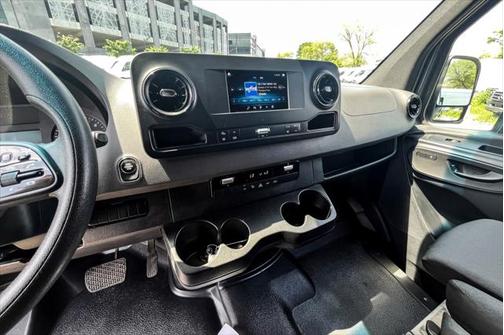 2019 Mercedes-Benz Sprinter 1500 Standard Roof I4