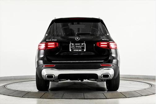 2025 Mercedes-Benz GLB 250 4MATIC
