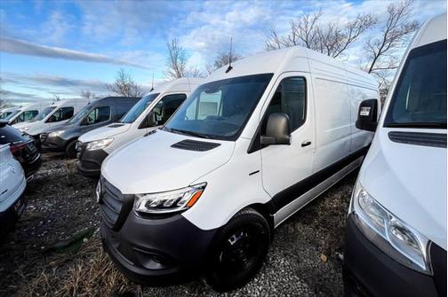 2024 Mercedes-Benz eSprinter 2500