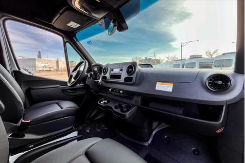 2025 Mercedes-Benz Sprinter 2500 High Roof