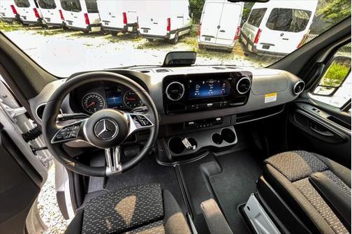 2025 Mercedes-Benz Sprinter 2500 High Roof