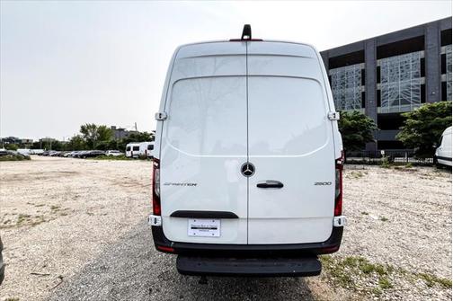 2025 Mercedes-Benz Sprinter 2500 High Roof