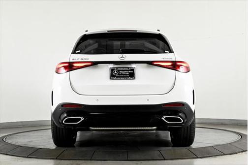 2025 Mercedes-Benz GLC 300 4MATIC