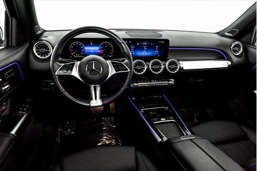 2024 Mercedes-Benz GLB 250 4MATIC