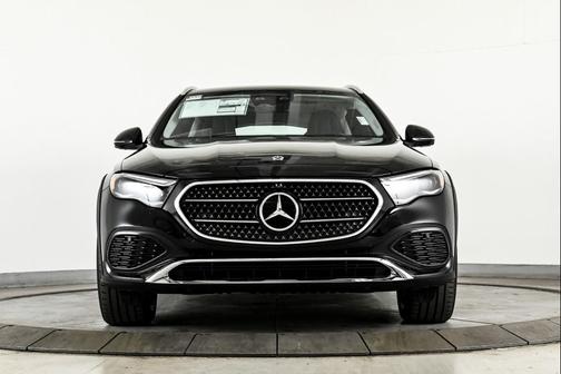 2025 Mercedes-Benz E-Class 4MATIC