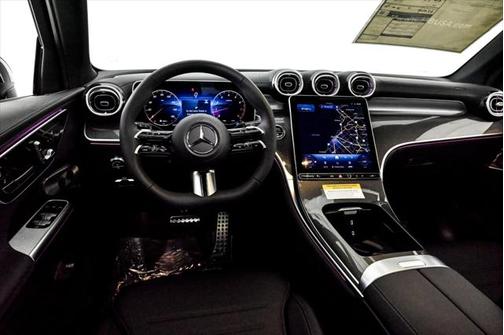 2025 Mercedes-Benz GLC 300 4MATIC