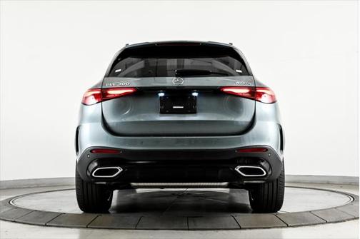 2025 Mercedes-Benz GLC 300 4MATIC