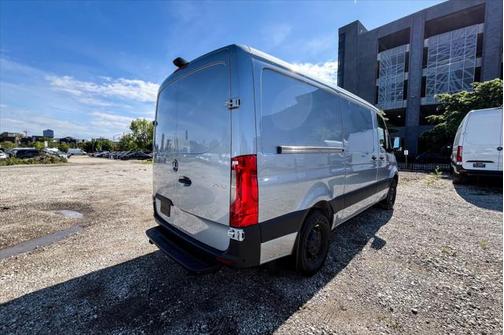 2025 Mercedes-Benz Sprinter 2500 Standard Roof