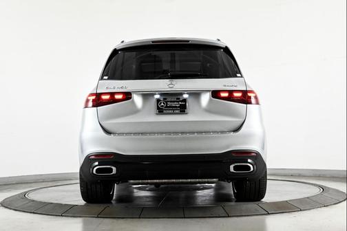 2026 Mercedes-Benz GLS 450 4MATIC