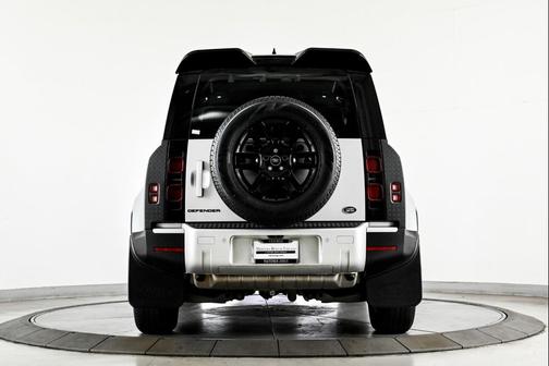 2023 Land Rover Defender 110 S