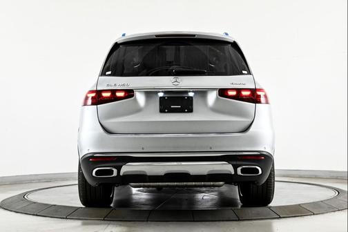 2026 Mercedes-Benz GLS 450 4MATIC